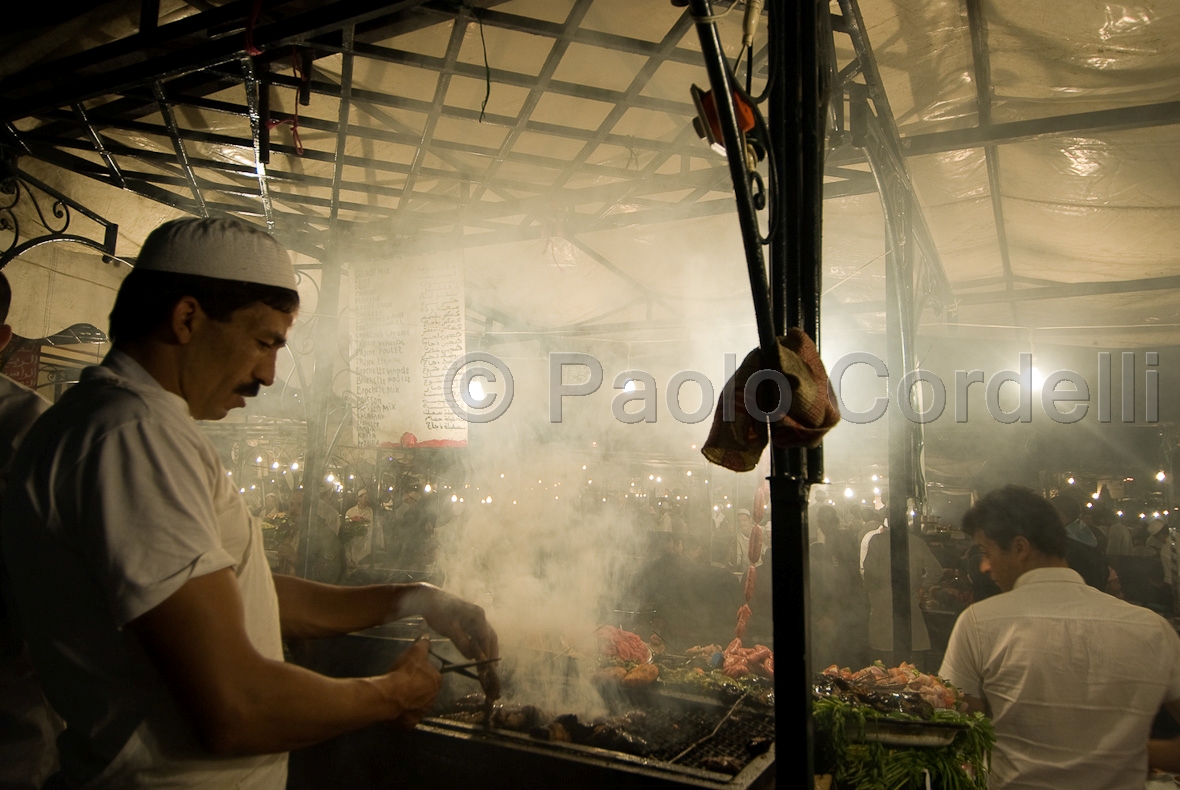 Djemaa El Fna square, Marrakech, Morocco
 (cod:Morocco 32)